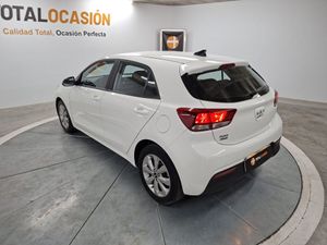 Kia Rio 1.0 T-GDi 74kW (100CV) MHEV iMT Drive - Foto 4