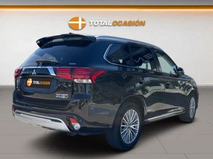 Mitsubishi Outlander 2.4 PHEV Kaiteki Auto 4WD MY19.5 - Foto 3