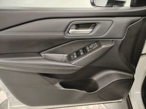 Nissan Qashqai DIG-T 116kW (158CV) mHEV Xtronic Acenta - Foto 17
