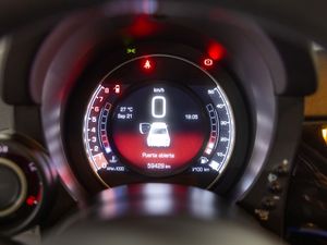 Abarth 500 1.4 16v 121kW Monster Energy Yamaha E6D - Foto 24