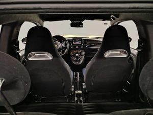 Abarth 500 1.4 16v 121kW Monster Energy Yamaha E6D - Foto 18