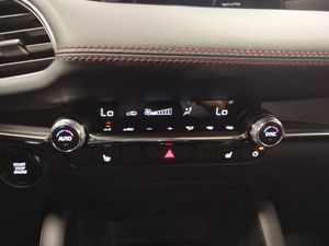 Mazda 3 2.0 e-SKYACTIV-G 90KW HOMURA - Foto 18