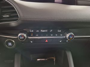 Mazda 3 e-SKYACTIV-G 90KW EXCLUSIVE-LINE PLUS AT - Foto 22