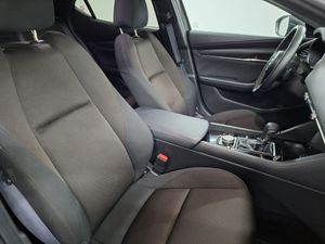 Mazda 3 e-SKYACTIV-G 90KW EXCLUSIVE-LINE PLUS AT - Foto 28