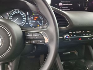 Mazda 3 e-SKYACTIV-G 90KW EXCLUSIVE-LINE PLUS AT - Foto 17