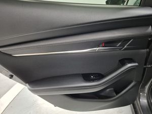 Mazda 3 e-SKYACTIV-G 90KW EXCLUSIVE-LINE PLUS AT - Foto 26