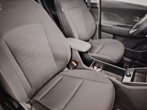 Hyundai Kona EV 115kW 48kWh Flexx - Foto 23