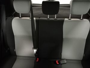 Toyota Yaris 1.3 100 Feel - Foto 21