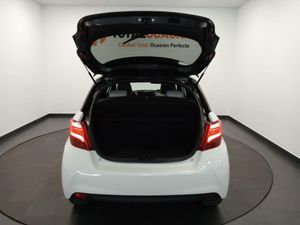 Toyota Yaris 1.3 100 Feel - Foto 32