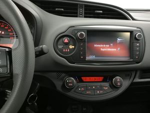 Toyota Yaris 1.3 100 Feel - Foto 18