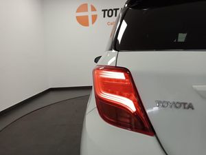 Toyota Yaris 1.3 100 Feel - Foto 34