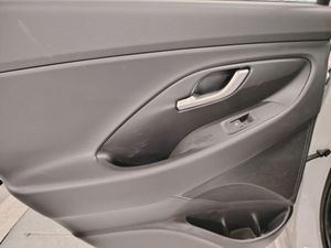 Hyundai i30 1.0 TGDI 48V Klass DCT - Foto 25
