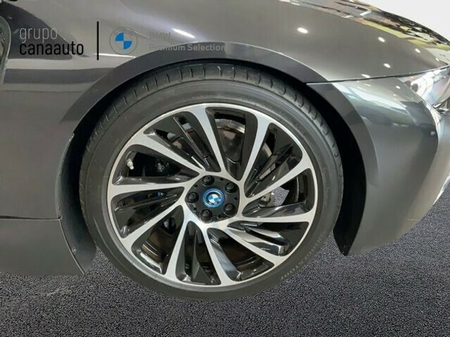 BMW i8 Coupe 266 kW (362 CV)