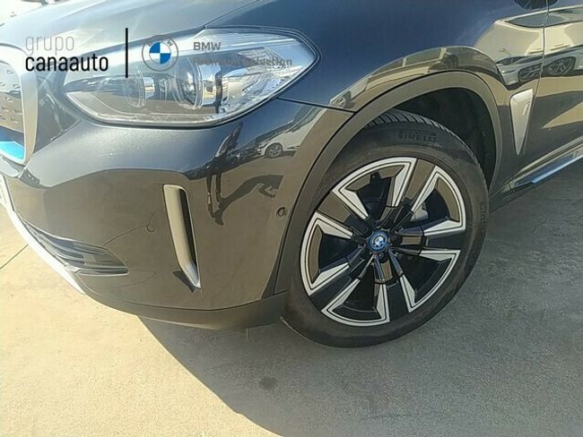 BMW iX3 80 kWh 210 kW (286 CV)