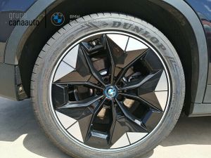 BMW iX3 Impressive 80 kWh 210 kW (286 CV)  - Foto 13