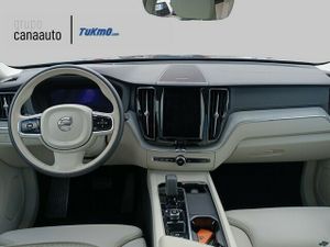 Volvo XC60 B5 G MHEV Essential AWD Auto 184 kW (250 CV)  - Foto 8
