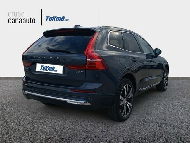 Volvo XC60 B5 G MHEV Essential AWD Auto 184 kW (250 CV)