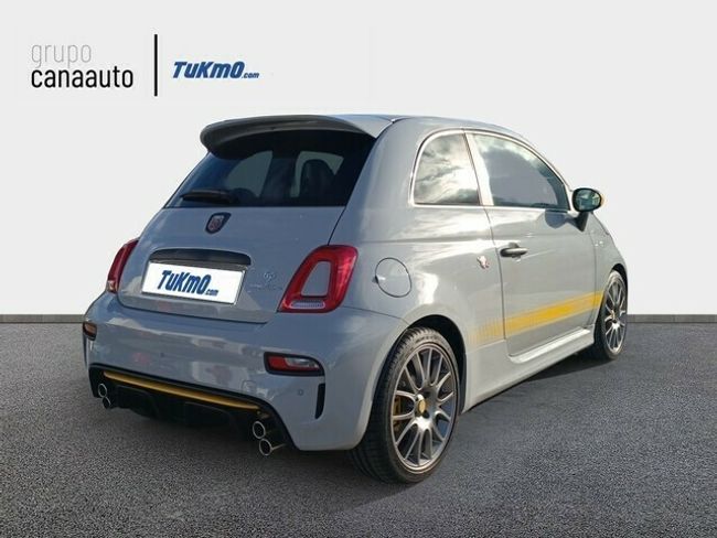 Abarth 500 1.4 16v T-Jet 695 132 kW (180 CV)