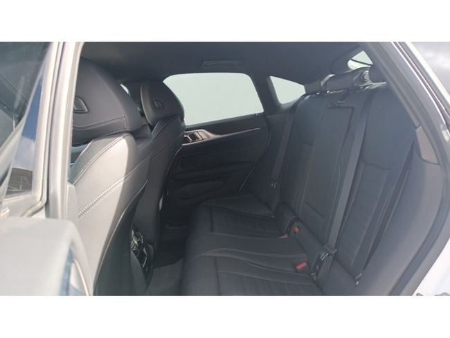 BMW i4 eDrive35 210 kW (286 CV)