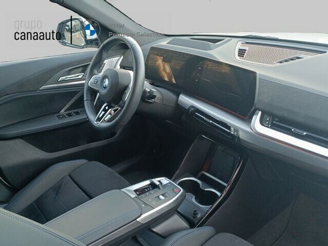 BMW iX2 xDrive30 230 kW (313 CV)