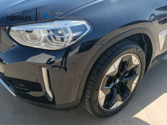 BMW iX3 80 kWh 210 kW (286 CV)
