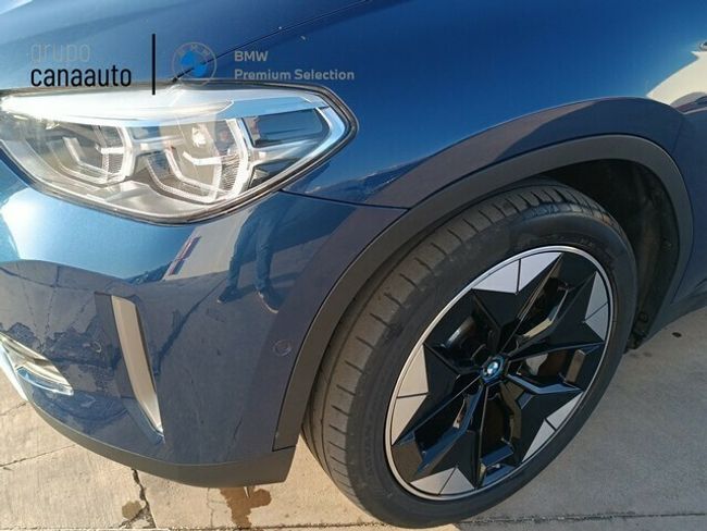 BMW iX3 80 kWh 210 kW (286 CV)
