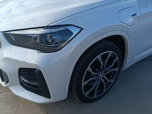 BMW X1 xDrive25e 162 kW (220 CV)  - Foto 7