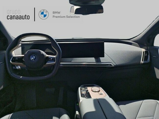 BMW iX xDrive40 240 kW (326 CV)