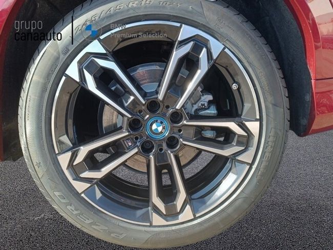 BMW iX2 eDrive20 150 kW (204 CV)