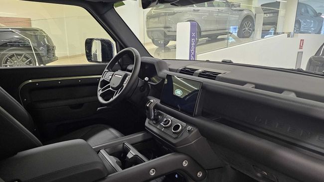 Land-Rover Defender 90 3.0D 250CV X-Dynamic SE 