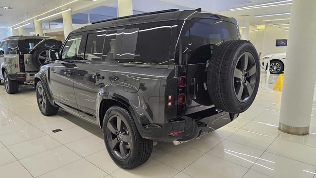 Land-Rover Defender PHEV 300CV X-Dynamic SE 
