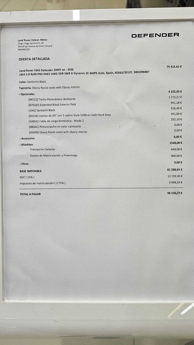 Land-Rover Defender PHEV X-Dynamic SE 