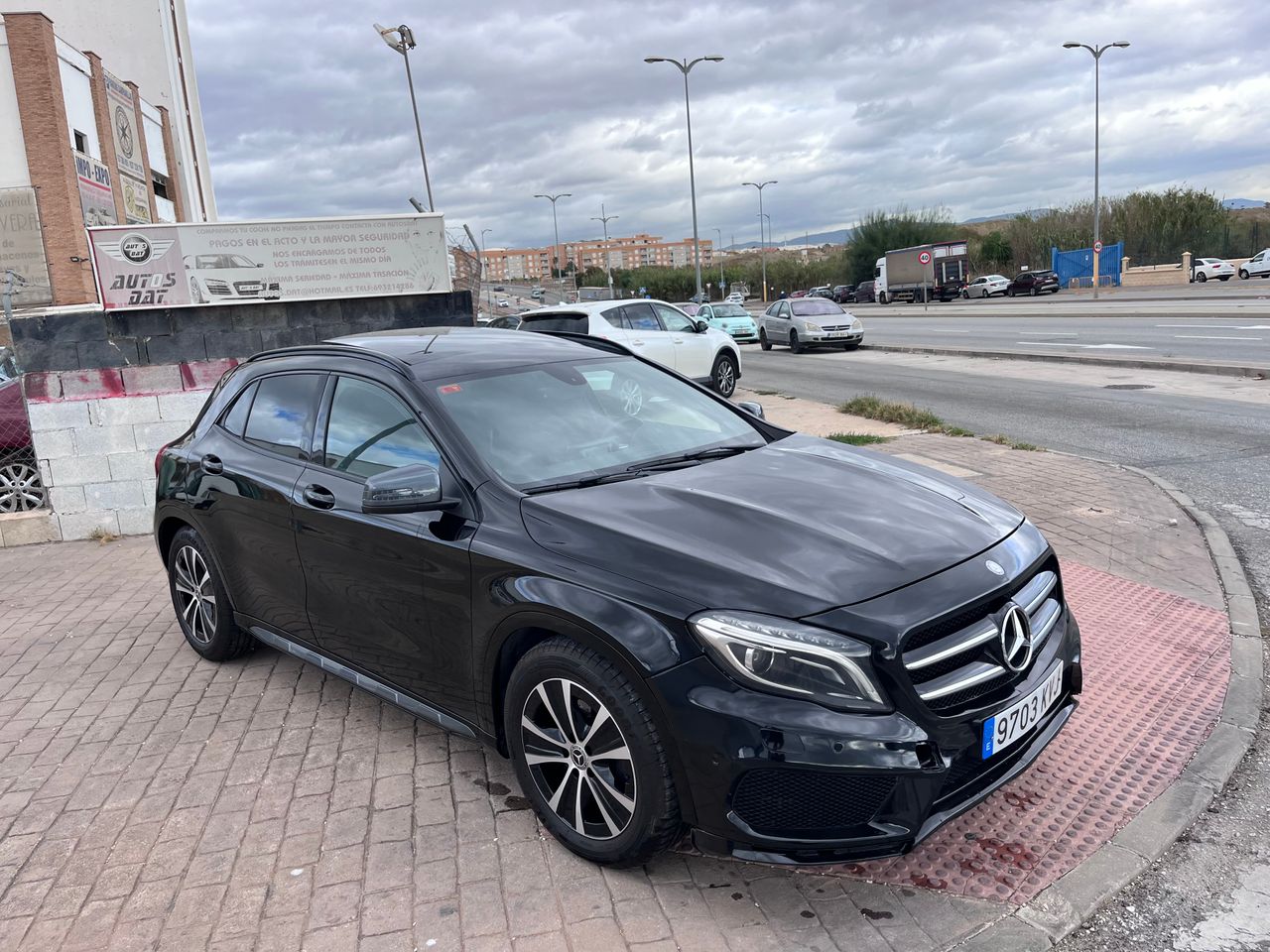 Mercedes GLA 200 amg line    - Foto 1