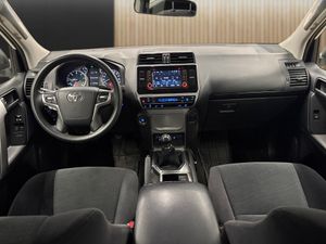 Toyota Land Cruiser D-4D GX - Foto 9