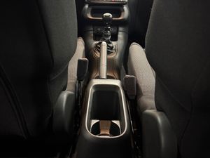 Citroën C3 BlueHDi 100 S&S Feel - Foto 17