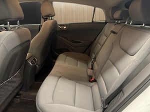 Hyundai IONIQ PHEV 1.6 GDI Klass - Foto 17