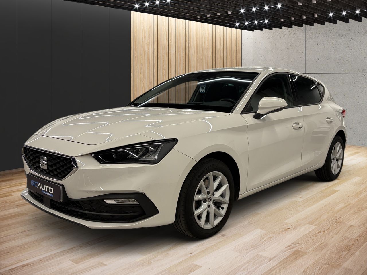 Seat Leon 2.0 TDI S&S Style - Foto 1