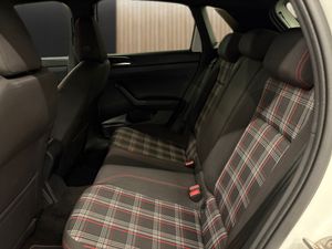 Volkswagen Polo GTI 2.0 TSI 147 kW (200 CV) DSG 6 vel. - Foto 17