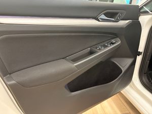Volkswagen Golf Life 1.5 TSI 96 kW (130 CV) - Foto 7
