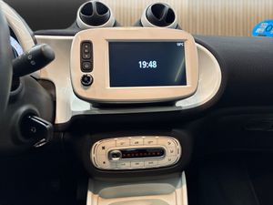 Smart Fortwo EQ fortwo - Foto 11