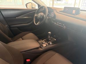 Mazda CX-30 2.5 e-SKYACTIV G 140 CV Centre-Line - Foto 19