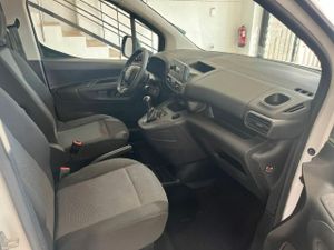 Toyota Proace City 1.5D 75kW 100CV GX 650kg Media  - Foto 9