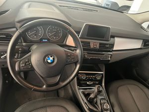 BMW Serie 2 Active Tourer 218i - Foto 41
