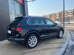 Volkswagen Tiguan 2.0 TDI SPORT DSG 150CV - Foto 22