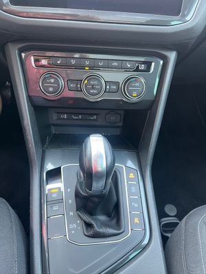 Volkswagen Tiguan 2.0 TDI SPORT DSG 150CV - Foto 24
