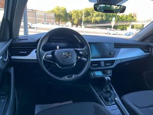 Skoda Kamiq 1.0 TSI 81 kW (110 CV) Ambition DSG - Foto 29