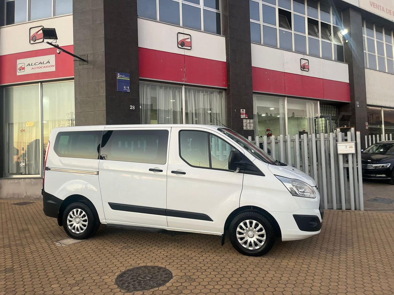 Ford Transit Custom KOMBI 2.0 TDCi 310 L1H1 105CV - Foto 1