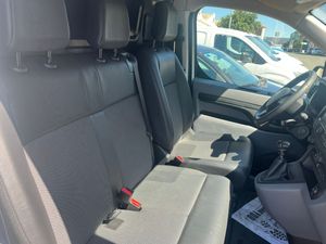 Citroën Jumpy Talla M BlueHDI CONTROL 122cv - Foto 11