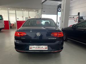 Volkswagen Passat 2.0 TDI HIGHLINE 150CV - Foto 23