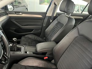 Volkswagen Passat 2.0 TDI HIGHLINE 150CV - Foto 18